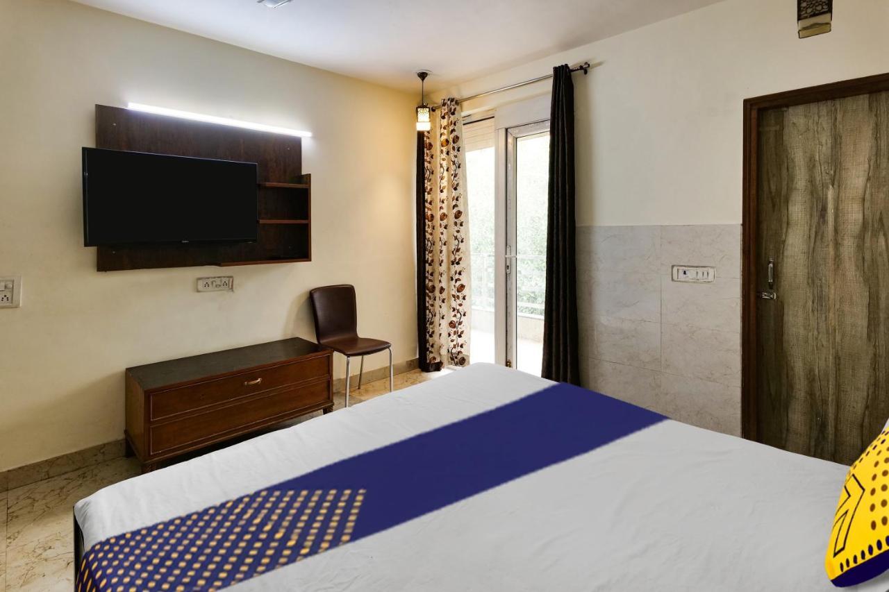 Oyo Flagship 81486 Hotel Mahalaxmi Guesthouse New Delhi Eksteriør bilde